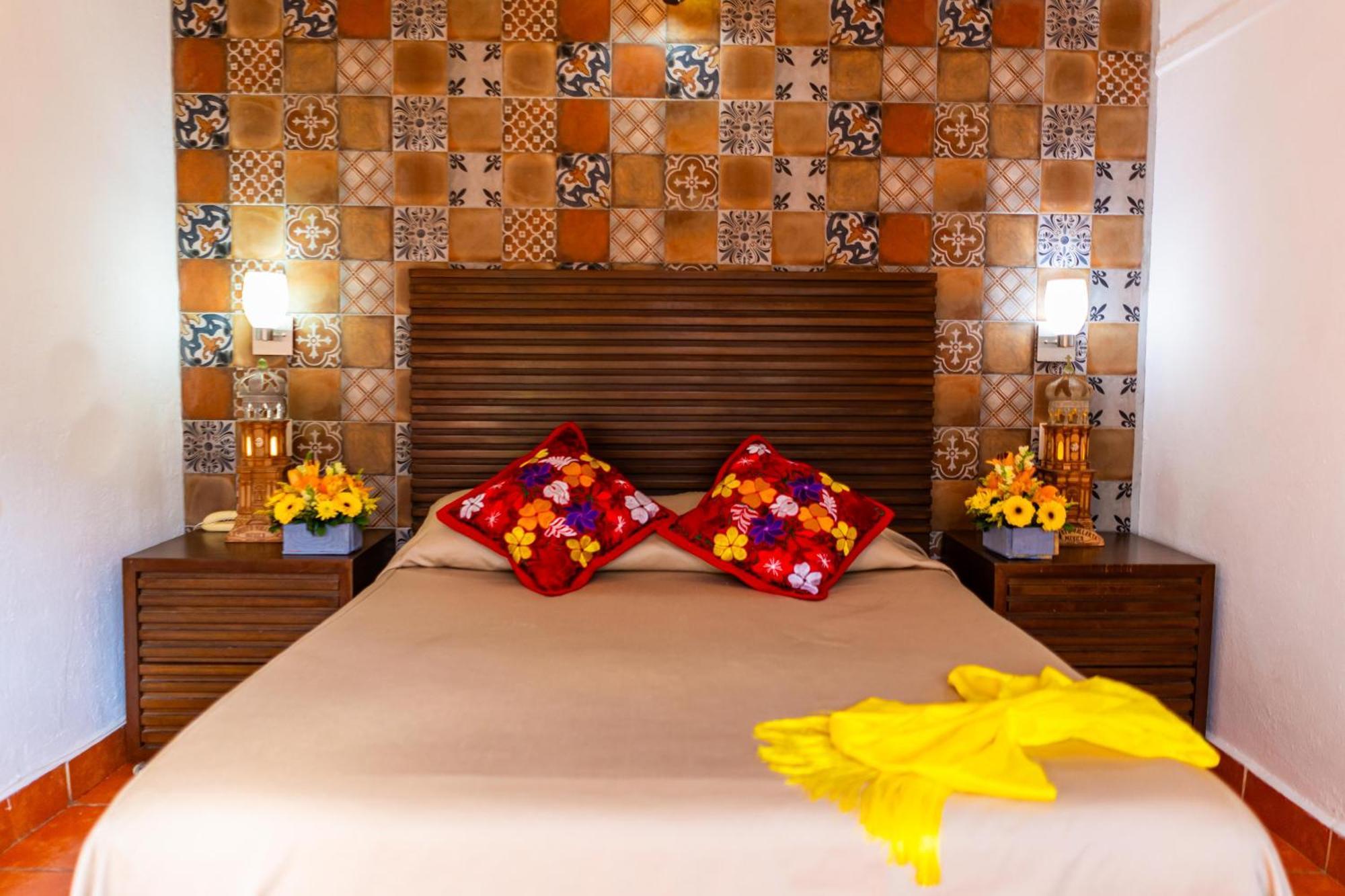 Hotel Posada De Roger Puerto Vallarta Bagian luar foto