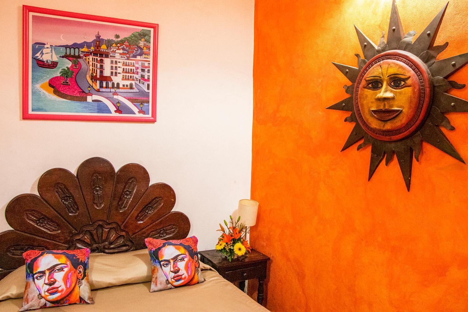Hotel Posada De Roger Puerto Vallarta Bagian luar foto